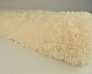 Langharig bont stof - Champagne - Rol